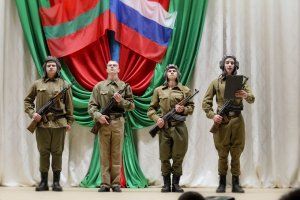 08.05.2025 «Судьба танкиста» на сцене Приднестровского колледжа технологий и управления