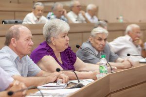 «Служите народу и закону!» – с таким призывом к сотрудникам силовых структур республики обратились члены совещательного собрания первых приднестровских депутатов при Председателе Верховного Совета. 14.07.2016