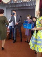 obnovlenie.info педагогов Днестровска поздравил Виктор Гузун